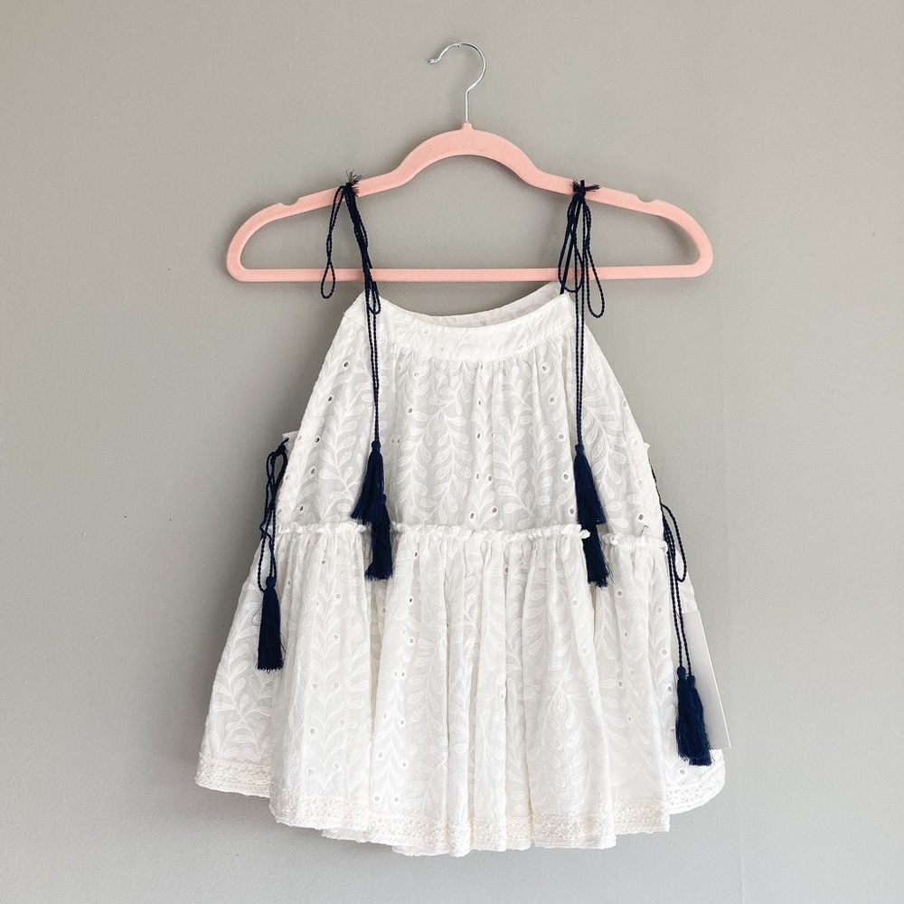 NWT bishop + young Embroidered White Top